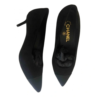 Pre-owned Chanel Black Suede Heels