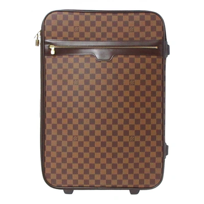 Pre-owned Louis Vuitton Pegase Cloth Travel Bag In Brown
