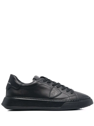 Shop Philippe Model Paris Temple Veau Low-top Leather Sneakers In 黑色