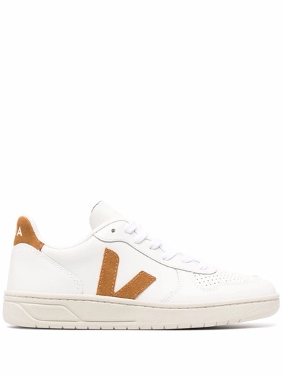 Shop Veja V-10 Low-top Sneakers In Weiss