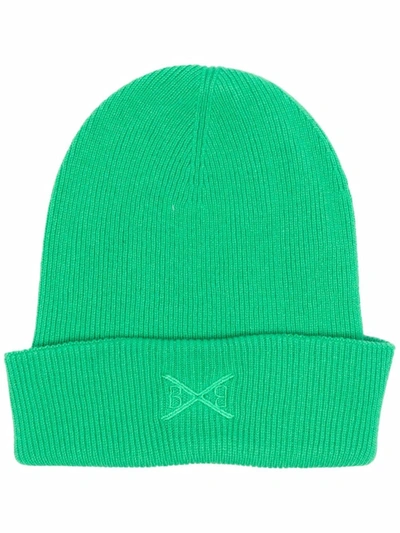 Barrie Embroidered-logo Cashmere Beanie In Grün