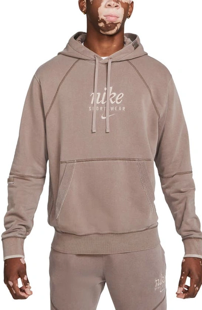 Sportswear Club Men's French Terry Pullover Hoodie In Taupe Haze