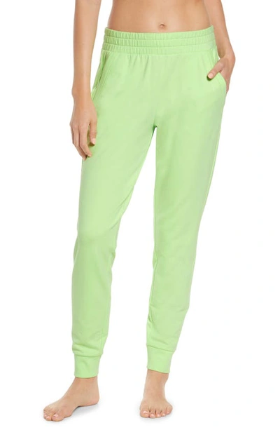 Unwind sweatpant alo cheap yoga