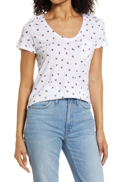 Shop Caslonr Caslon Rounded V-neck T-shirt In White- Rust Navy Ditsy Floral