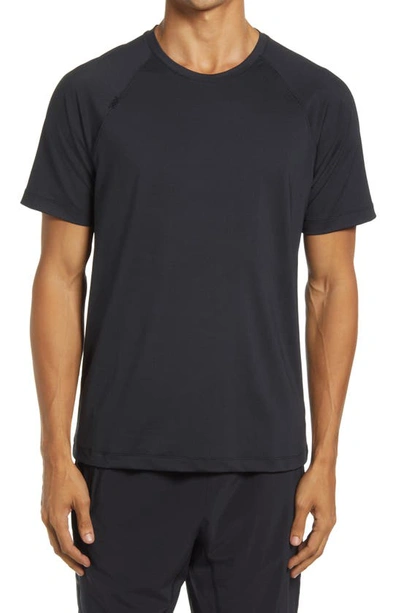 Shop Rhone Reign Athletic Short Sleeve T-shirt In Jet Black