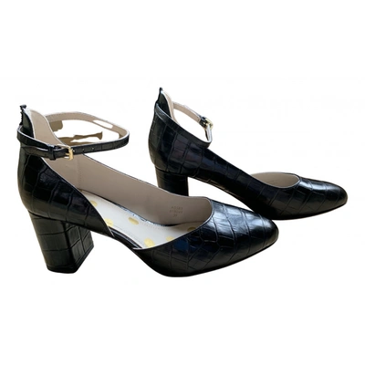 Pre-owned Boden Leather Heels In Black