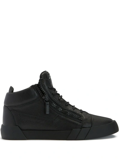 Shop Giuseppe Zanotti The Shark 5.0 Leather Sneakers In 黑色