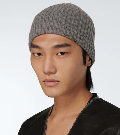 Shop Rick Owens Ribbed Cashmere Beanie In Grey