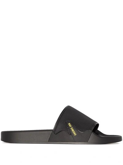 Shop Raf Simons Astra Moulded Slides In Schwarz