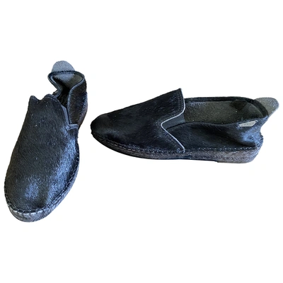 Pre-owned Prism Pony-style Calfskin Espadrilles In Black