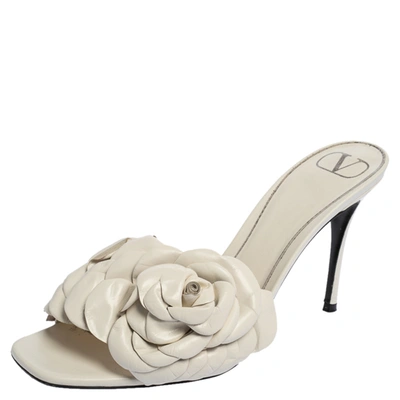 Pre-owned Valentino Garavani White Leather Atelier Sandals Size 40 In Beige