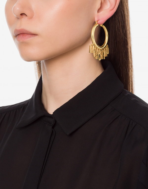 Moschino logo-lettering hoop earring - Gold