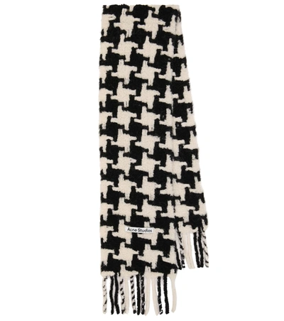 Shop Acne Studios Houndstooth Alpaca-blend Scarf In 彩色