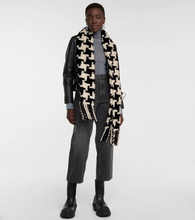 Acne Studios Fringed Houndstooth Alpaca-blend Scarf In 彩色