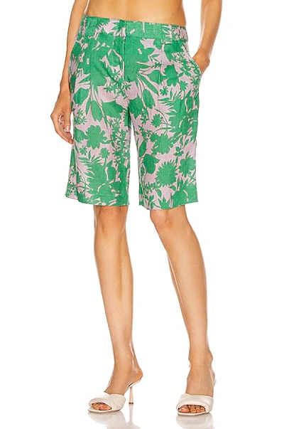 Shop Alexis Talbot Short In Emerald Botanical