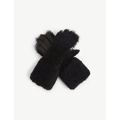 Shop Bottega Veneta Soft-touch Shearling Gloves In Black