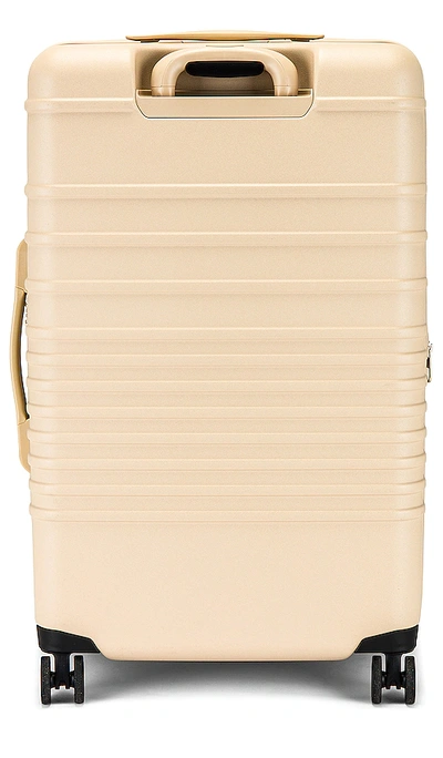 Beis 26 Luggage In Beige