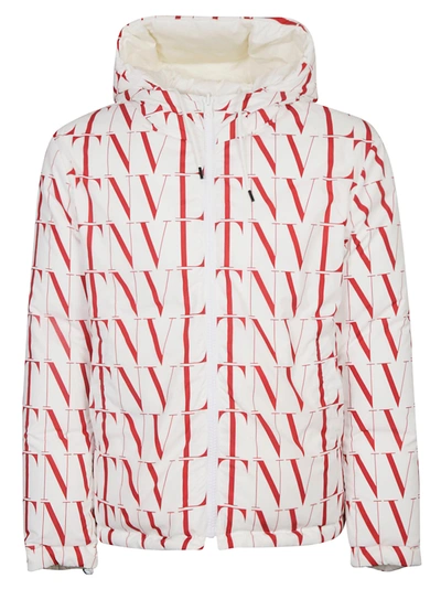 Shop Valentino Vltn Logo Print Puffer Jacket In Bianco/vltn Times Rosso/bianco