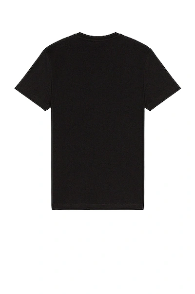 Shop Alexander Mcqueen T-shirt In Black