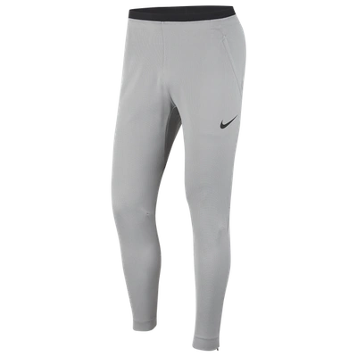 Nike Men s Pro Npc Capra Fleece Pants In Particle Grey black
