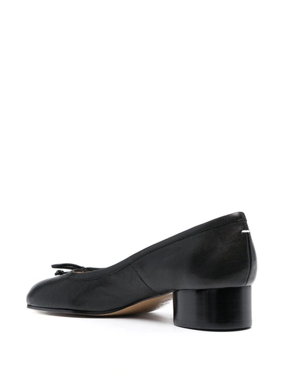 Shop Maison Margiela Tabi Mid-heel Pumps In Black