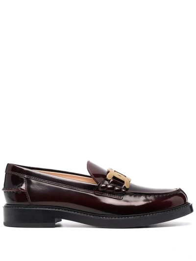 Shop Tod's Patent Leather Logo-plaque Loafers In Rot