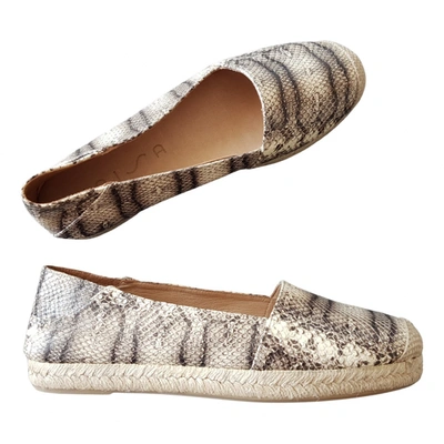 Pre-owned Unisa Leather Espadrilles In Beige