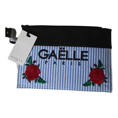 Pre-owned Gaelle Paris Clutch Bag In Multicolour