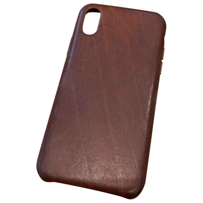 Pre-owned Apple Leather Iphone Case In Brown