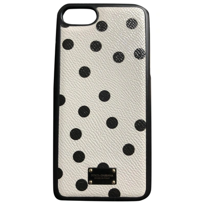 Pre-owned Dolce & Gabbana Iphone Case In White