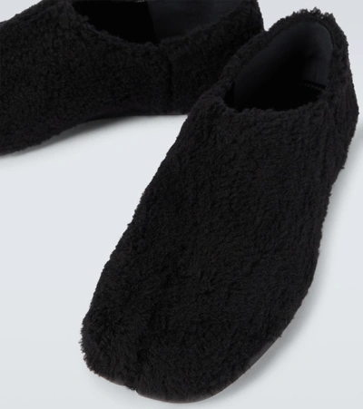 Shop Maison Margiela Tabi Faux-shearling Loafers In Black