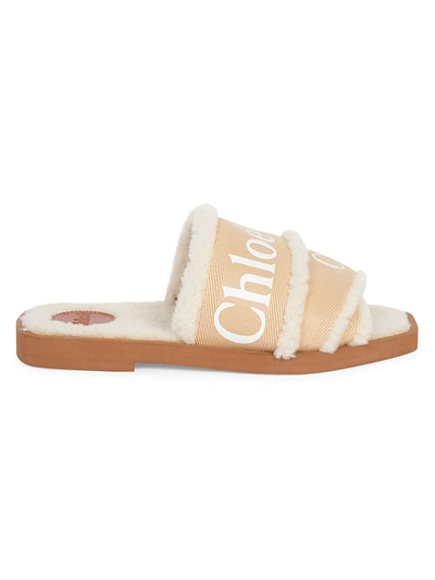 Shop Chloé Women's Woody Shearling-trim Flat Sandals In Soft Tan