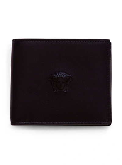 Shop Versace Medusa 3d Wallet In Nero