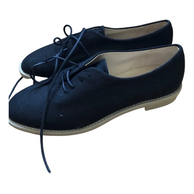 Pre-owned Theory Cloth Flats In Black