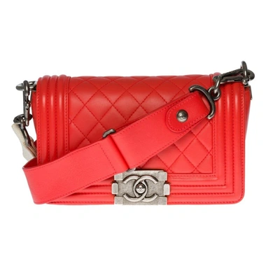 Pre-owned Chanel Boy Small Size Shoulder Bag In Red