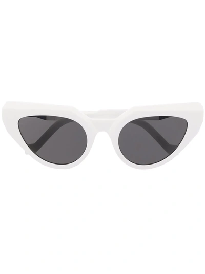 Shop Vava Eyewear Cat-eye Tinted Sunglasses In 白色