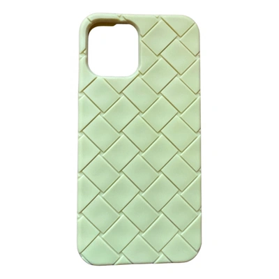 Pre-owned Bottega Veneta Iphone Case In Green