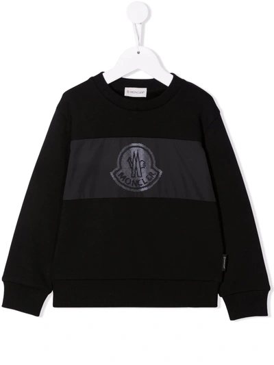 Shop Moncler Logo-print Cotton Sweatshirt In 黑色