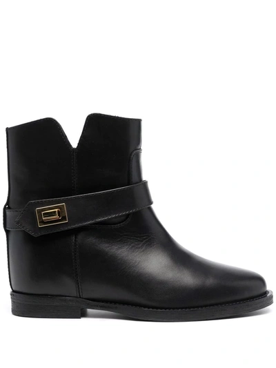Shop Via Roma 15 Buckle-detail Leather Boots In Schwarz