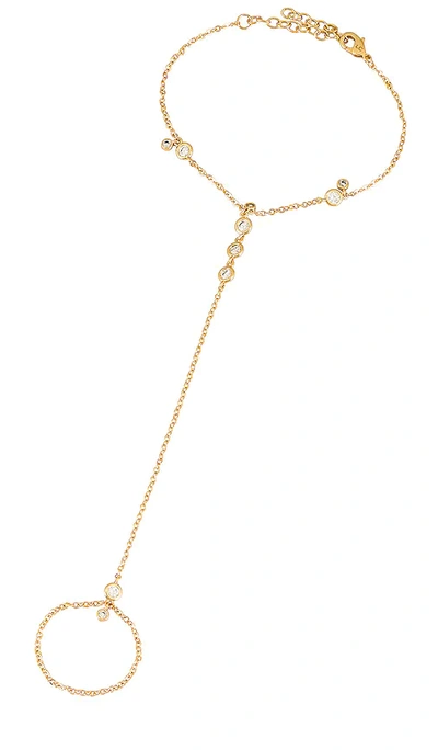 Lili Claspe Anais Hand Chain In 金色