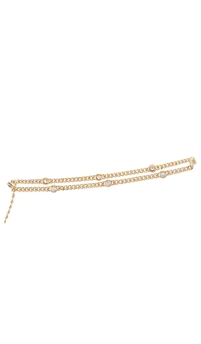 Shop Lili Claspe Daisy Medium Link Anklet In 金色