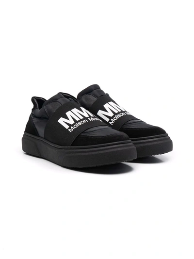 Shop Mm6 Maison Margiela Logo-print Low Top Sneakers In 黑色