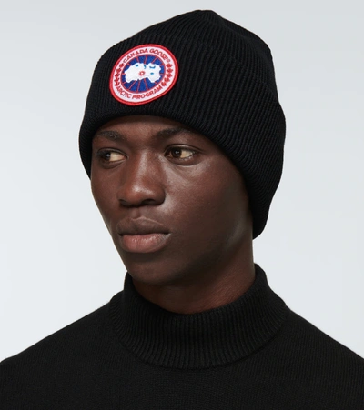Canada Goose Arctic Disc Ribbed-knit Beanie In Black