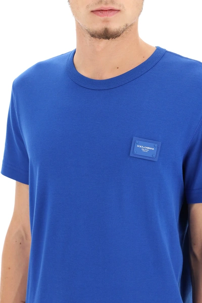Shop Dolce & Gabbana Cotton T-shirt With Logo Plaque In Blue