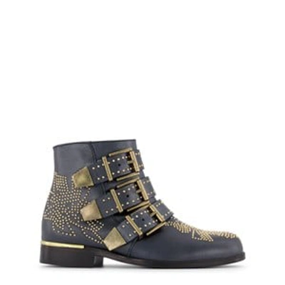 Chloé Studded Buckle-embellished Boots In Black