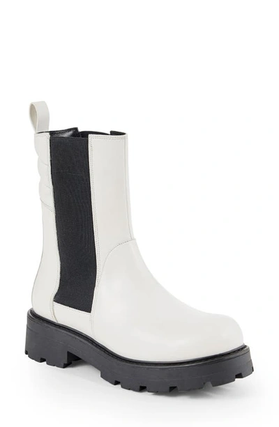 Shop Vagabond Shoemakers Cosmo 2.0 Chelsea Boot In Off White