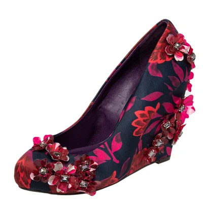 Pre-owned Tory Burch Red/black Floral Print Satin Elmira Wedge Pumps Size 36.5