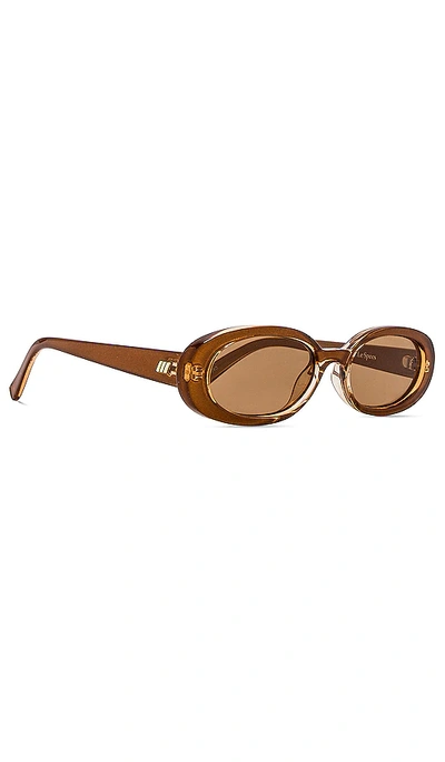 Le Specs Outta Love Oval-frame Polycarbonate Sunglasses In Cognac