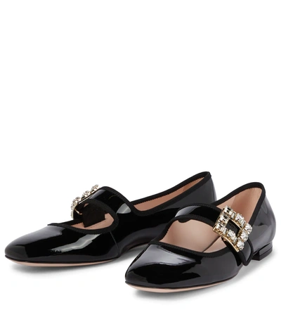 Roger Vivier Très Vivier Strass Babies Crystal-embellished Patent-leather Ballet Flats In Black