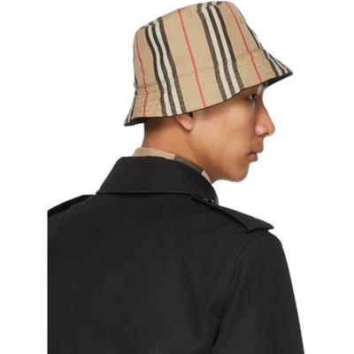 Shop Burberry Reversible Beige Cotton Icon Stripe Bucket Hat In Archive Beige